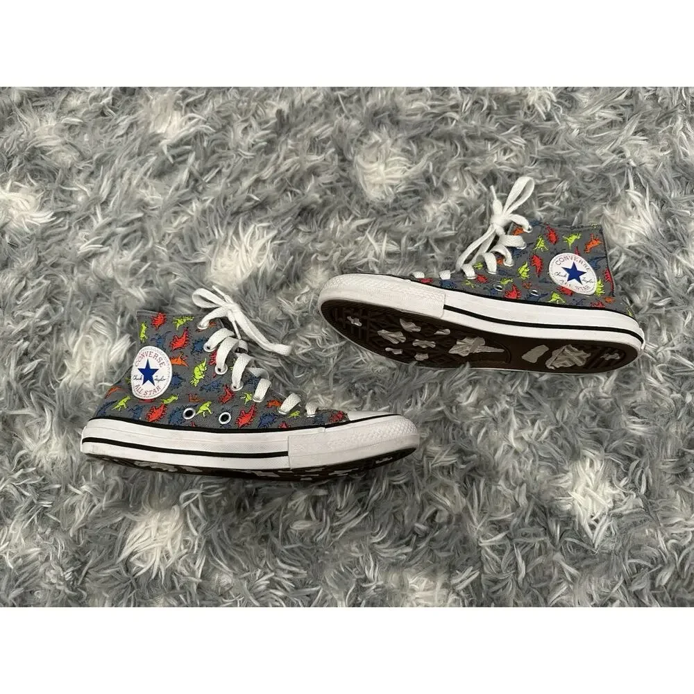 Converse sale pair